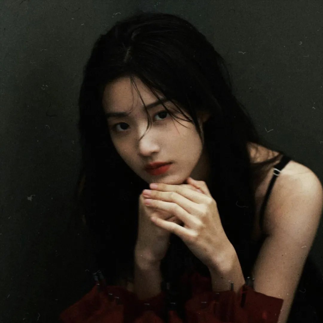 一个唱，一个不唱